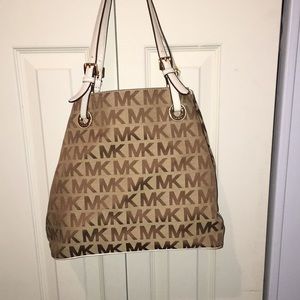 Michael Kors Brown medium size purse